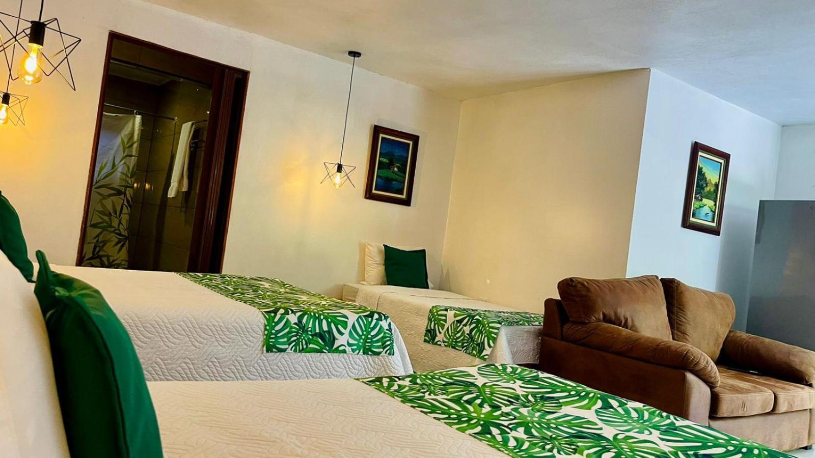 Freddy'S Place B&B Monteverde Bagian luar foto