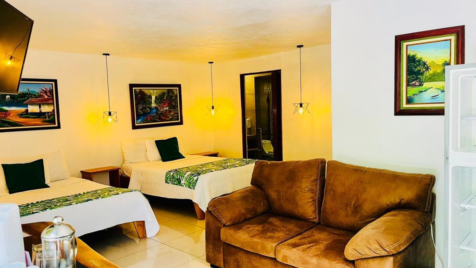 Freddy'S Place B&B Monteverde Bagian luar foto